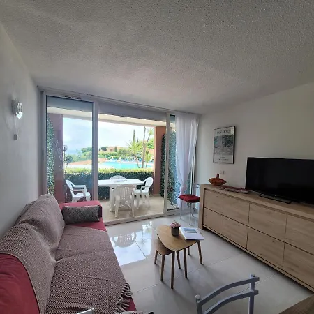 Horizon Bleu 4 People Apartment